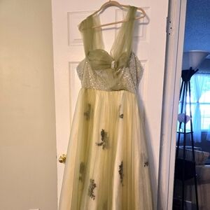 Brand new prom dress